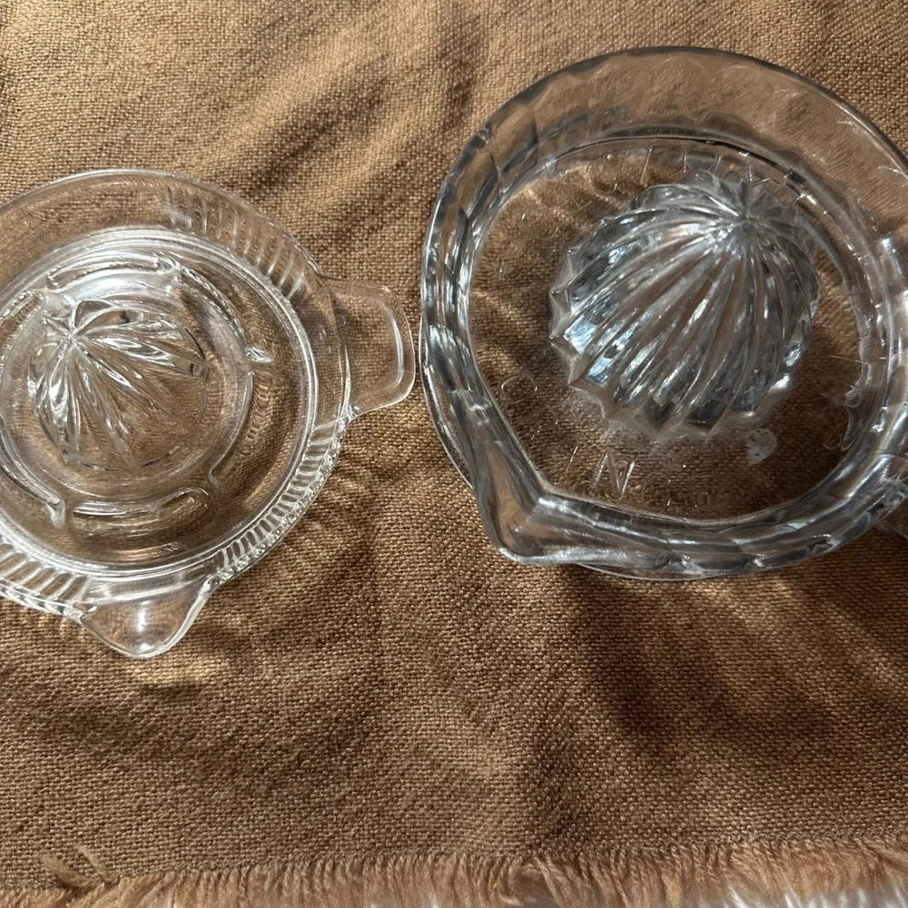 Vintage Glass Citrus Juicer Extractor Set‎ 2pc Clear Excellent Retro Kitchenware